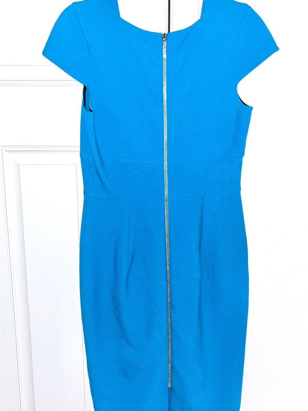 Roland Mouret Whistler Stretch-Crepe Turquoise Square-Neck Midi Sheath Dress - Picture 4 of 4